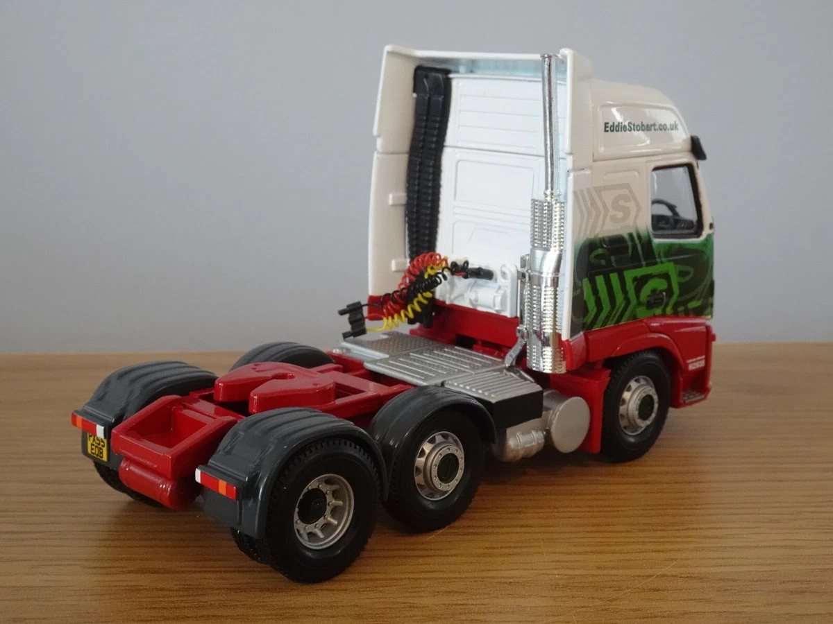 CORGI HAULIERS OF RENOWN EDDIE STOBART VOLVO FH TRUCK CAB MODEL CC14002 1 50
