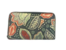Vera Bradley Zip Around Clutch Wallet - Retired Nomadic Floral