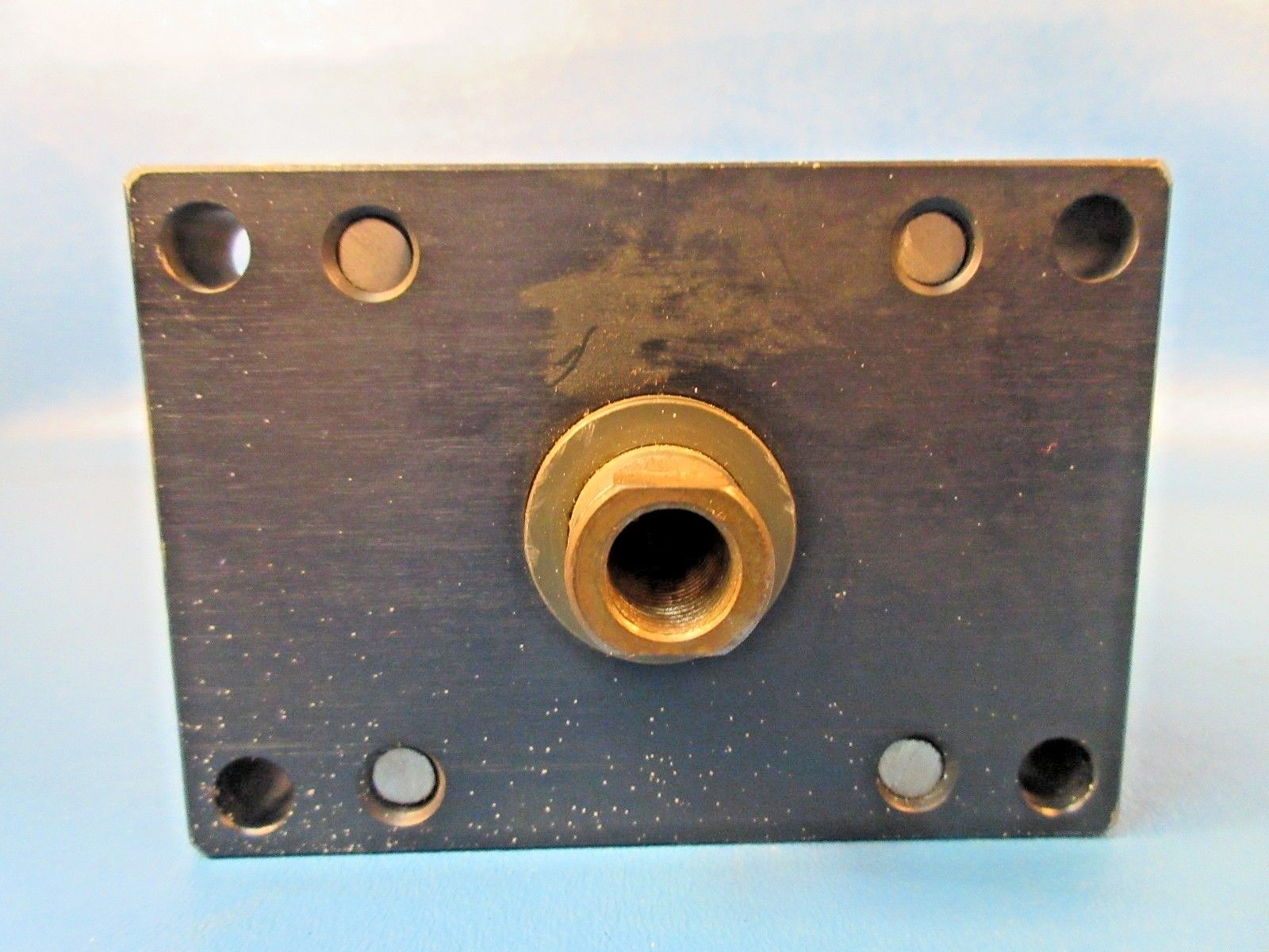 Fabco Air MP21/2x1/4x4x1FFDRPA2 MultiPower Cylinder, The Pancake