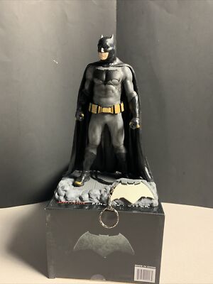 Batman - Finders Keyper Statue Loot Crate DX Edition Alterego NEW