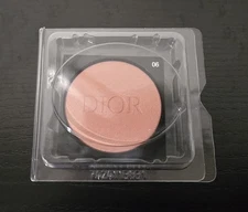 Dior Forever Glow Luminizer Mini Demo 06 INT23 3 G
