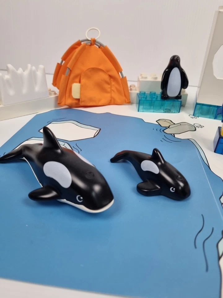 Lego Duplo 3621 Polar Animals (Incomplete) Whales Penguins Polar Bears Figures  - Image 3 of 4
