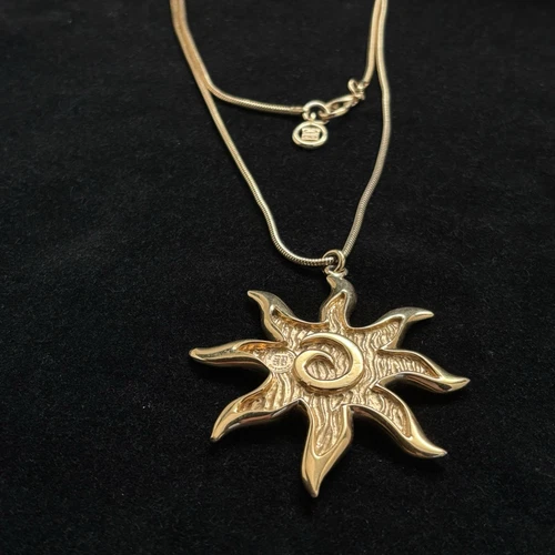 Collana catena originale vintage designer Givenchy placcato oro logo sole ciondolo GG
