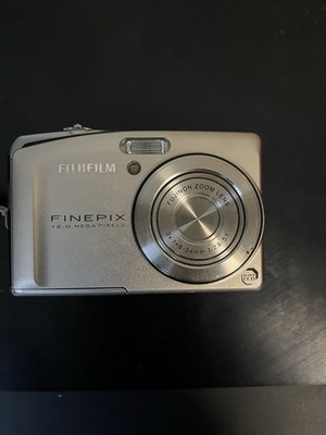 Fujifilm FinePix F50fd Compact Digital Camera 12MP 3x Zoom Super