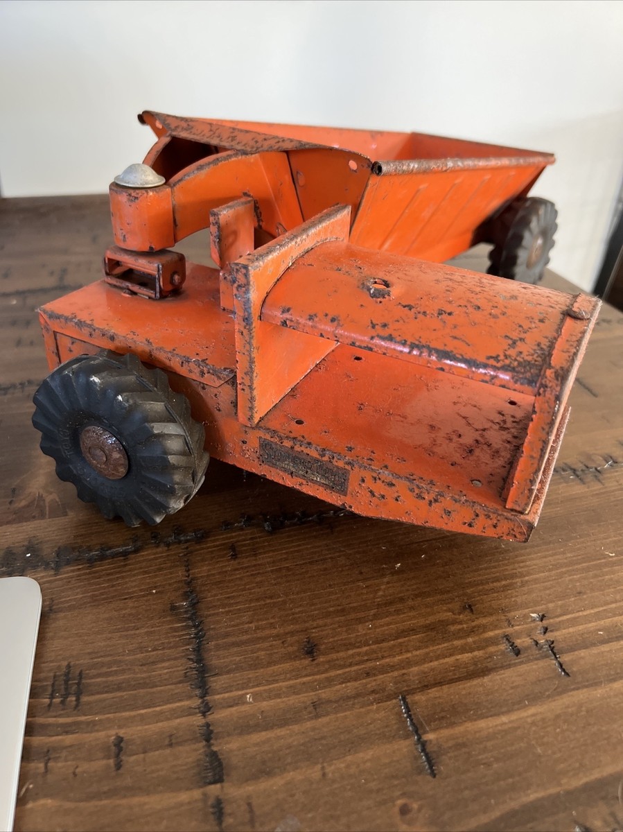 Vintage 1950's Structo Bottom Dump Earth Mover Construction