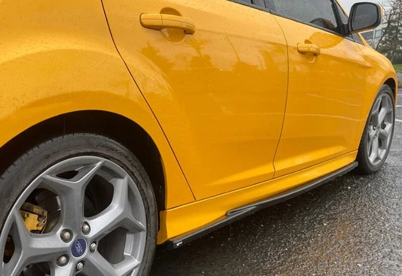 🔥Sotto minigonne adatto per Ford Focus ST Mk3 11+ Lower Extension nero lucido🔥 - Immagine 2 di 4