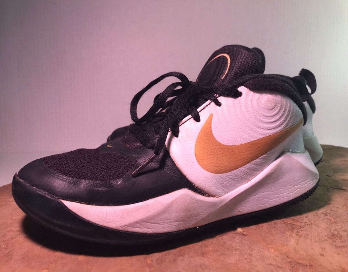nike basketball shoes size 3.5