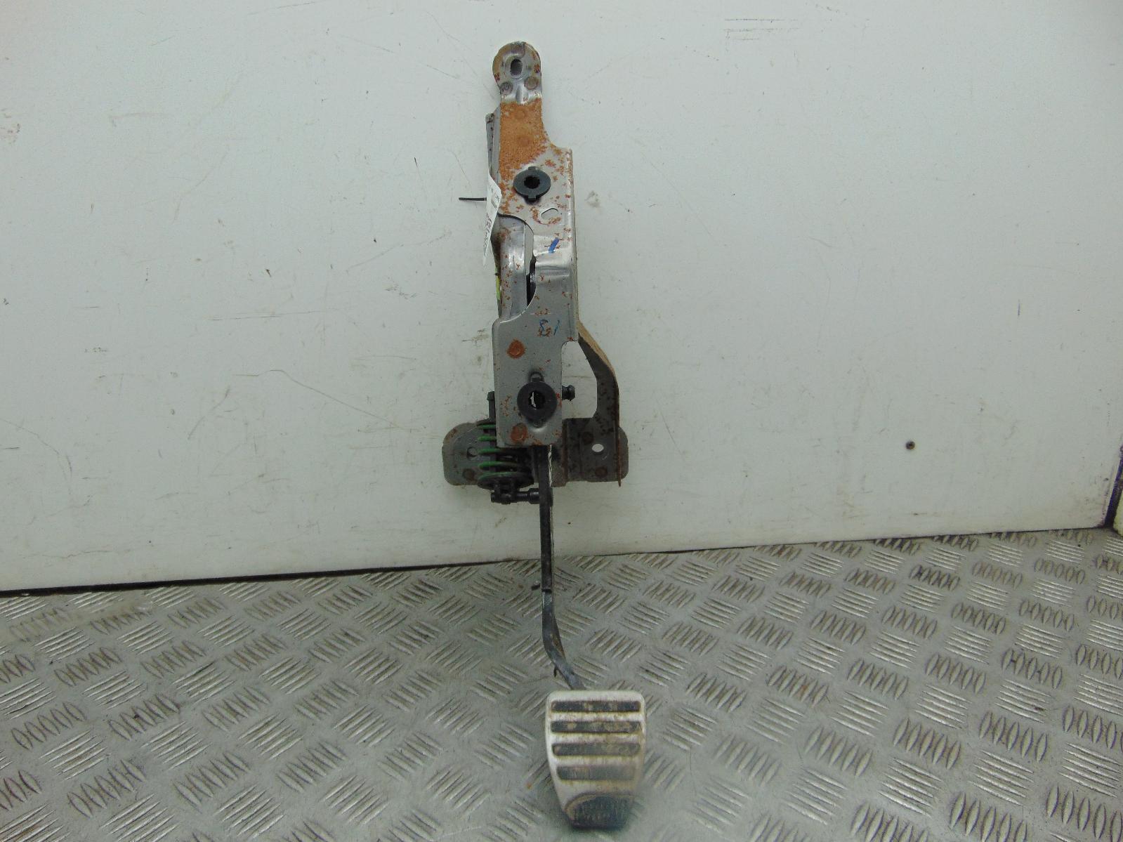 Nissan Qashqai Clutch Pedal Box Assembly Mk1 J10 1.6 Diesel 20102014