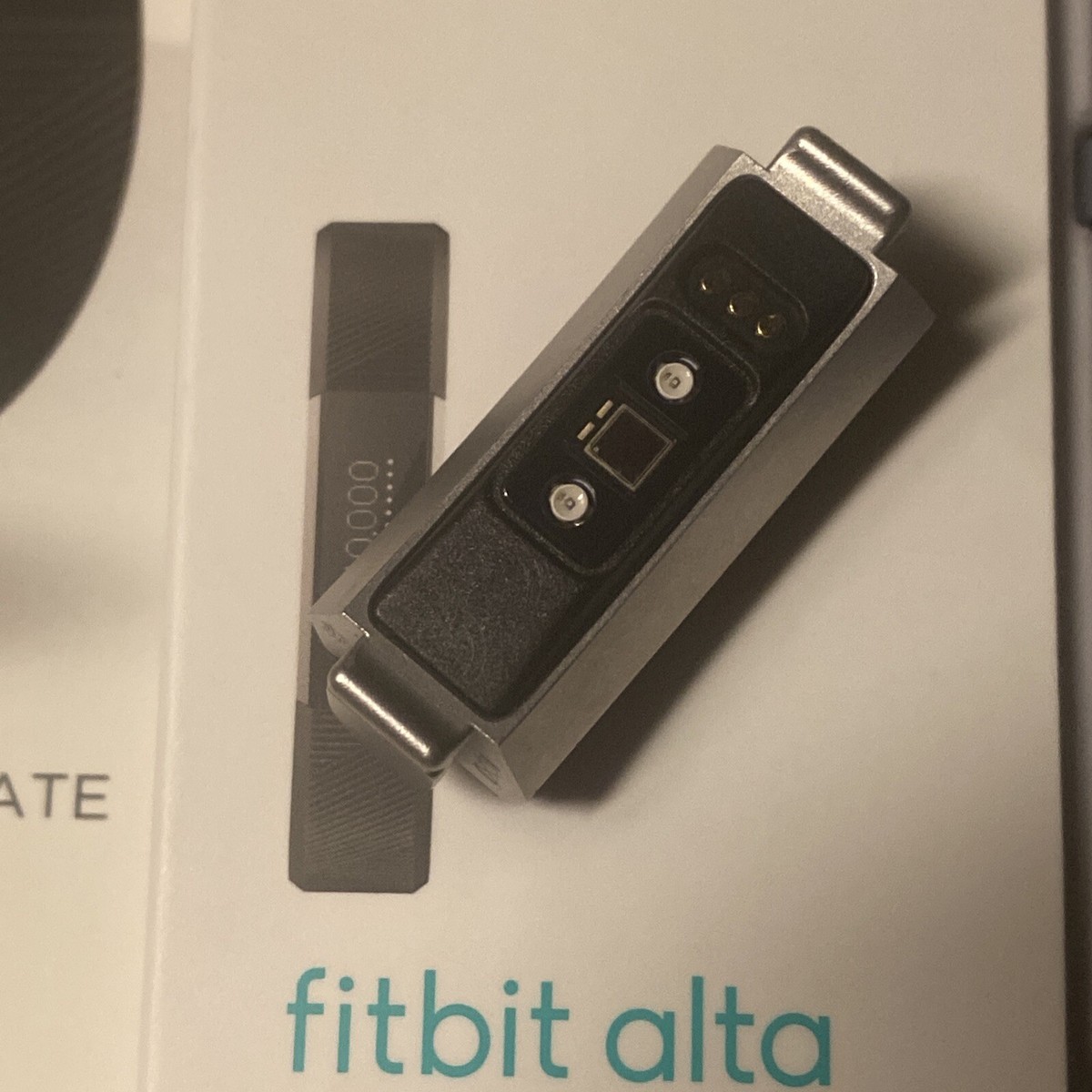 Fit Bit Alta HR NEW In Box (open) +Bands & Cord **TESTED
