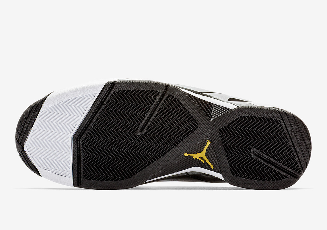 jumpman yellow shoes
