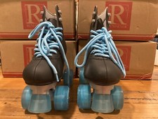 Reniaever Women's Classic Retro 4 wheels quad Roller Skates