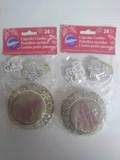 Wilton Cupcake Liners/Picks Delightfully Decadent Christmas Tree Holly 48 Count