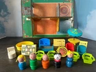 Vintage 1971 Fisher Price Little People Play Rooms #909 - partial complete