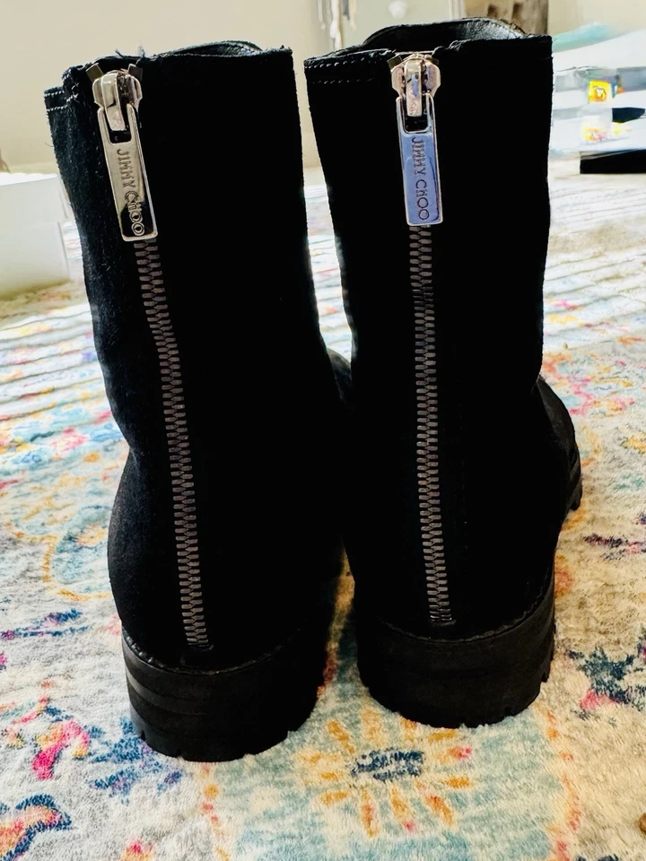 Botas de gamuza negras para mujer Jimmy Choo 37,5 con cordones en la parte delantera con accesorios plateados Foto 4 de 4