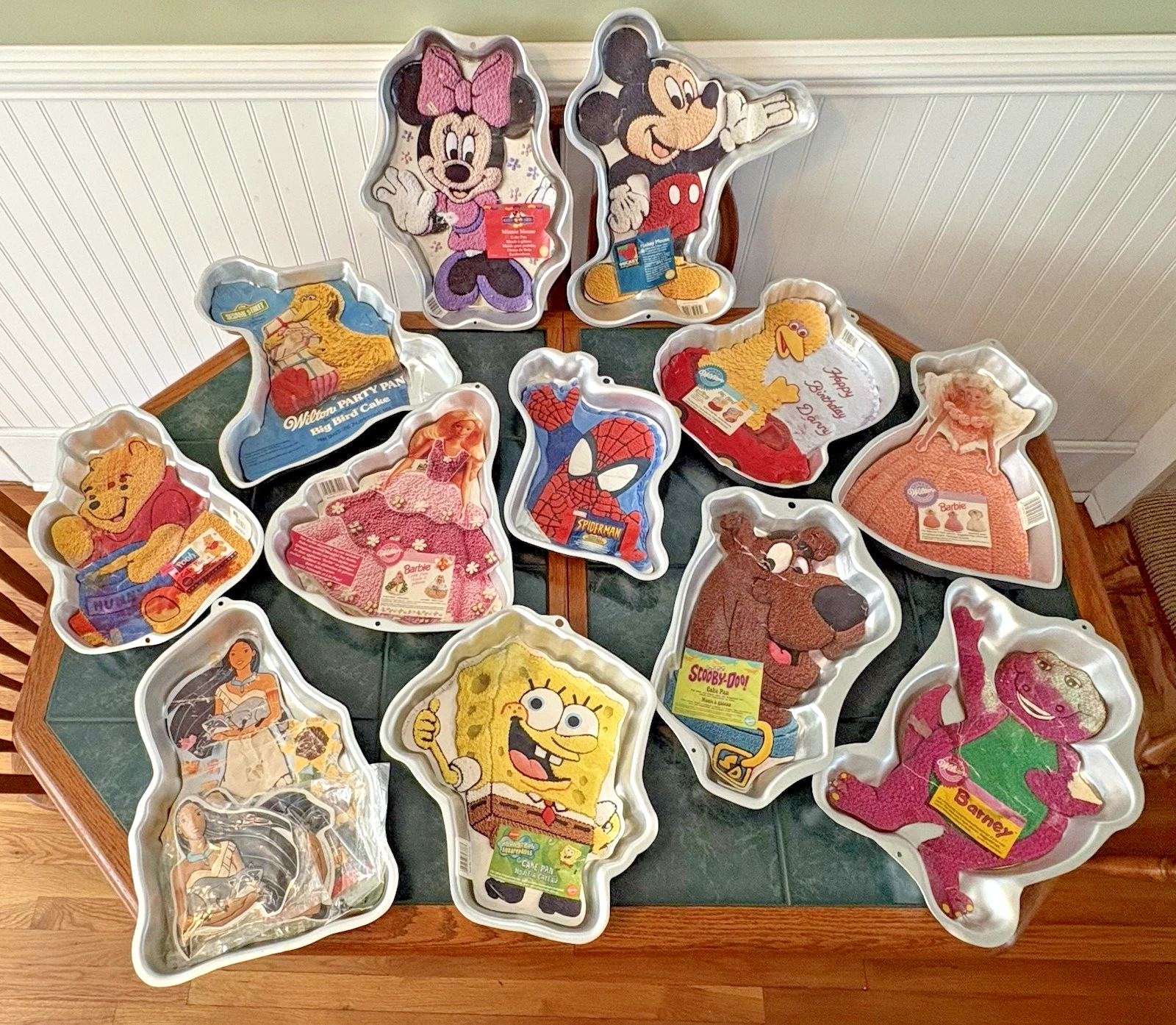 12 Unused Wilton Vintage Cartoon Character Birthday Cake Pans 1978-2004 See List
Opens in a new wind
