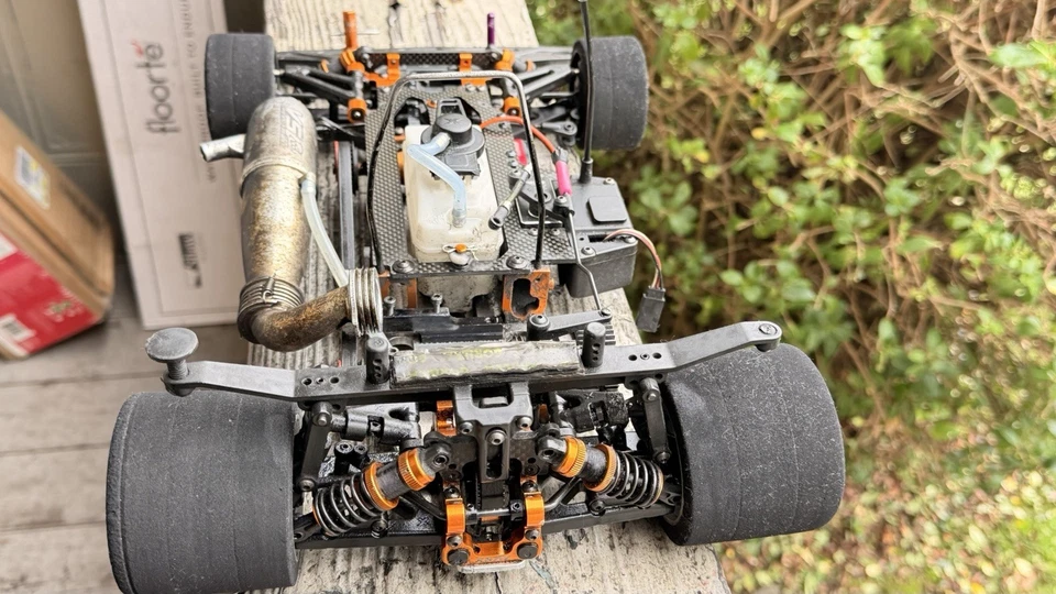 Xray rx8 银色 — 第 3/4 张图片