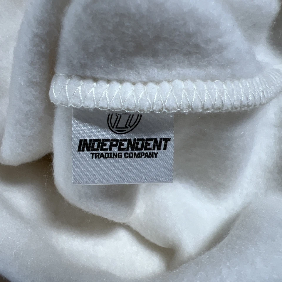 Wild Card Boxing Oversized Men’s Small Heavyweight Hoodie. Super Soft - Image 4 of 4