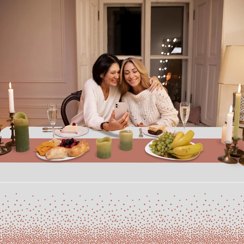 Paquete de 4 manteles de plástico desechables de oro rosa blanco 54"X108" para decoración de fiestas Foto 2 de 4