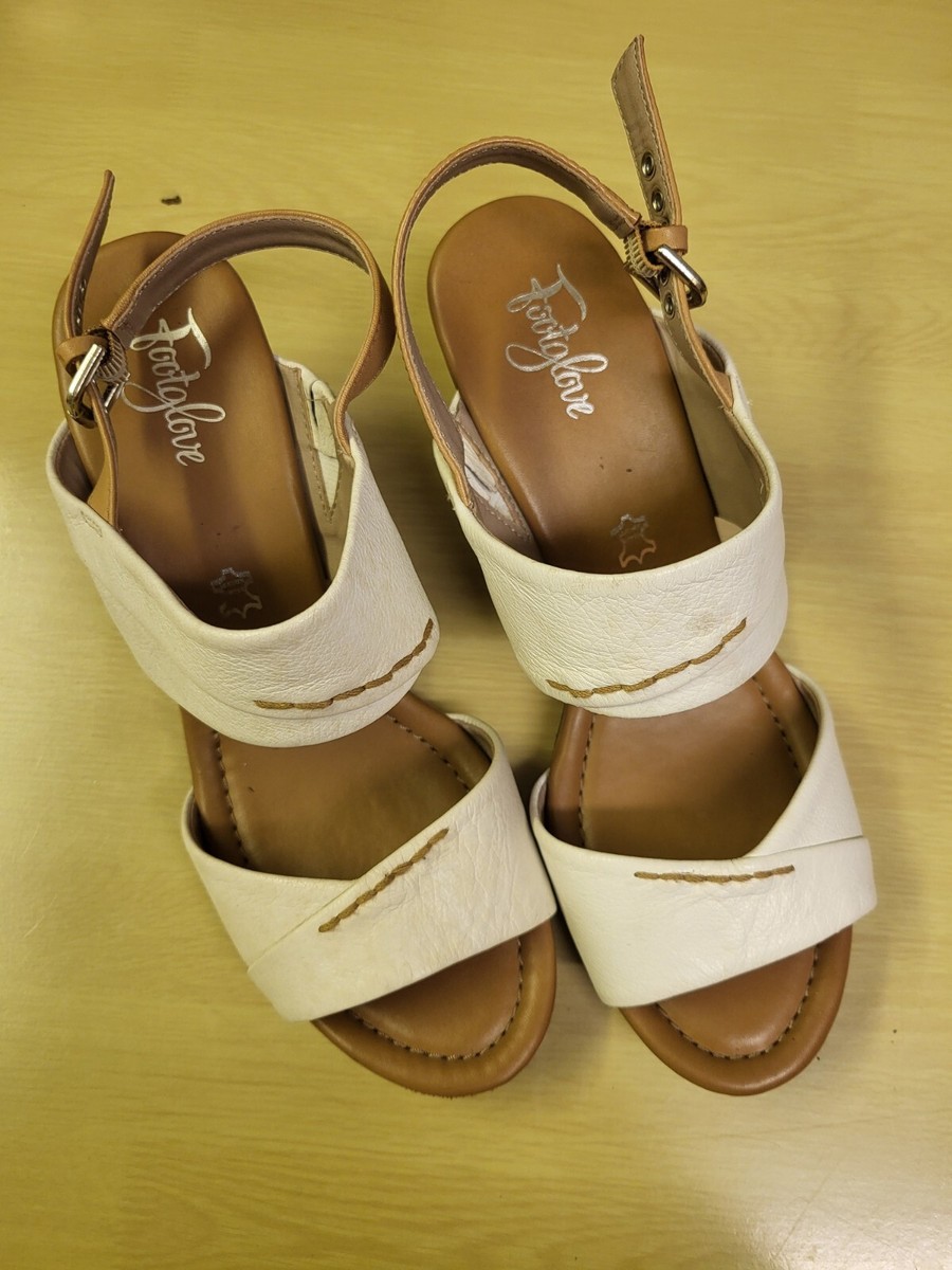 M&S Ladies White Leather Mid Wedge Heel Lovely Summer Size