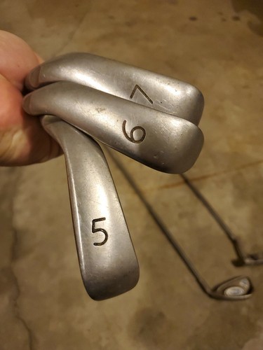 PING G5 WHITE DOT IRON SET ALONG WITH PING 22° CLUB AND PING G5I ANSER PUTTER - Picture 3 of 12