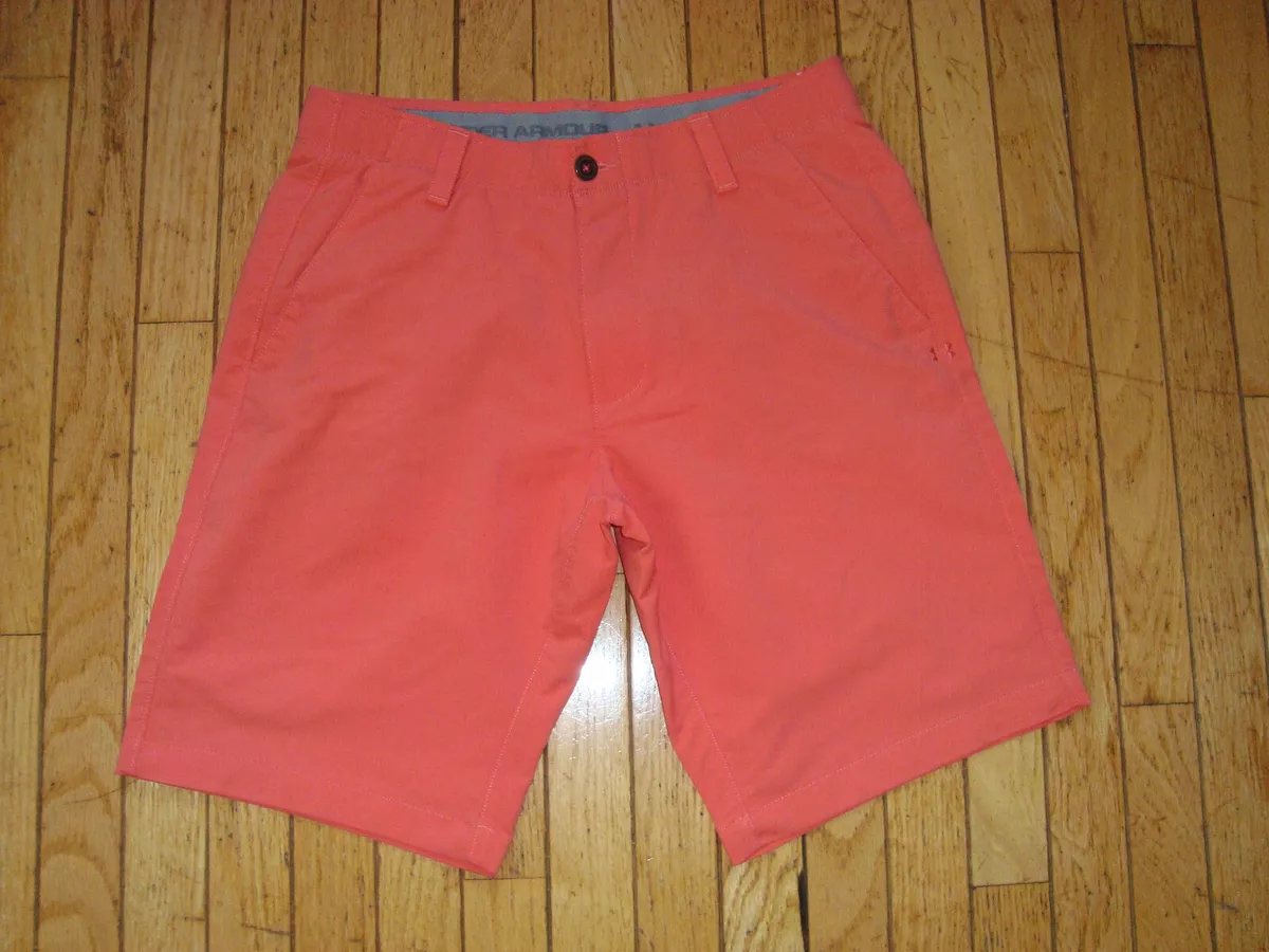 Under armour loose hotsell heatgear golf shorts