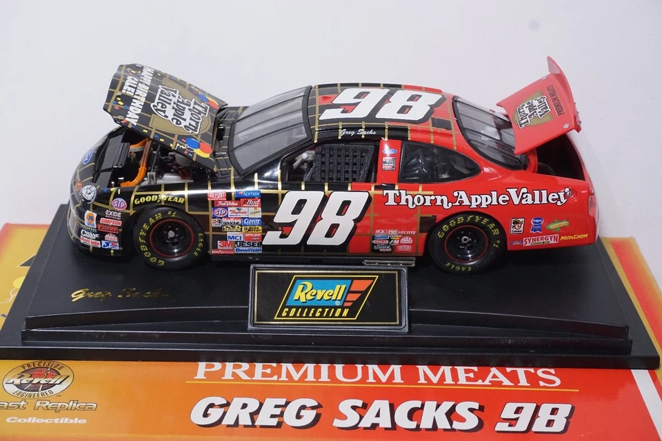 1998 Greg Sacks Thorn Apple Valley 1/24 Revell NASCAR Diecast Model Nascar - Image 3 of 4