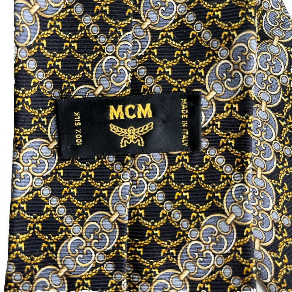 Corbata MCM Lujo Seda Paisley Dorada Negra y Azul Elegante Ropa Formal Hecha en Italia Foto 4 de 4
