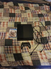 Sony PlayStation 4 (500 GB) Home Console - Black with ME: Shadow of War(No DLC)