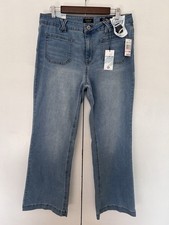 Curve Appeal Women  s Curvy Fit Flare Jeans Size 10/30 Blue