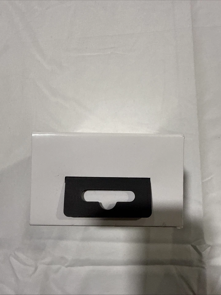 Panasonic Technics EAH-AZ80 Silver Premium True Wireless Earbuds Noise Canceling - Image 3 of 4