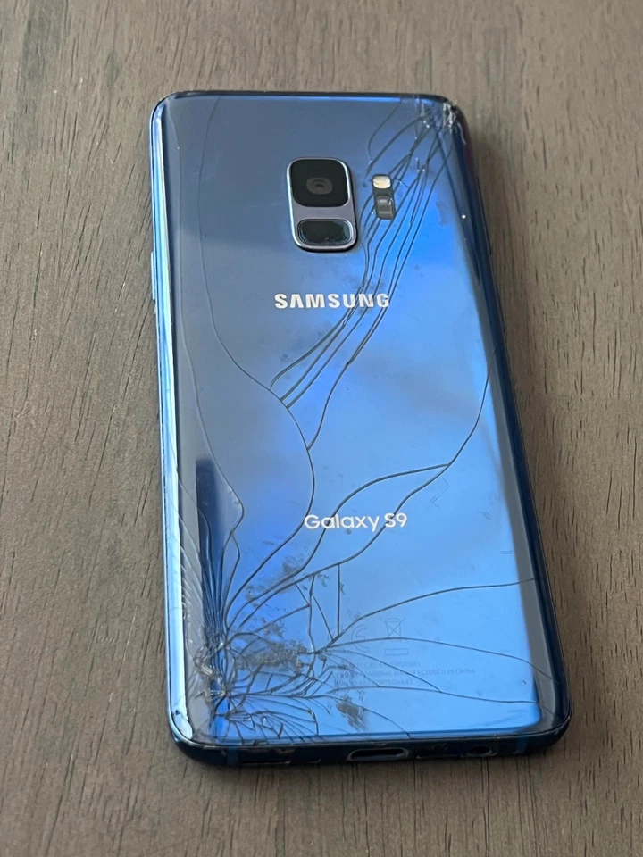 Samsung Galaxy S9 SM-G960U 64 GB azul coral desbloqueado piezas solo agrietadas como están Foto 3 de 4