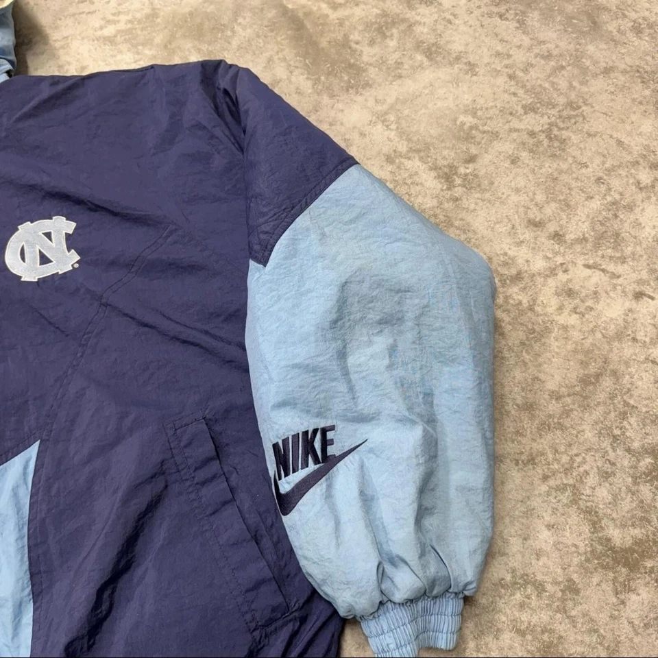 Vintage North Carolina Tar Heels Jacket Mens XL Navy Blue Basketball Nike 90s - Image 4 of 4