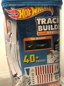 hot wheels track builder 40 pieces