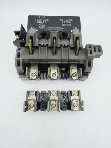 1494F Allen Bradley Disconnect BUL  600vac 30 Amp 250vdc