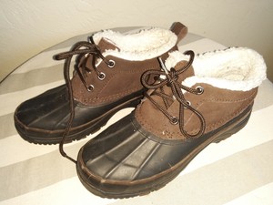 low duck boots womens