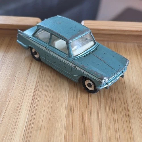 Vintage Dinky Toys 134 Triumph Vitesse in Blue with white interior good conditio