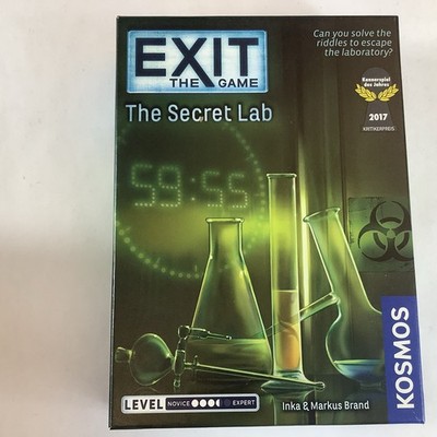 EXIT THE GAME THE SECRET LAB - ESCAPE ROOM CARD/BOARD GAME New In Open Box