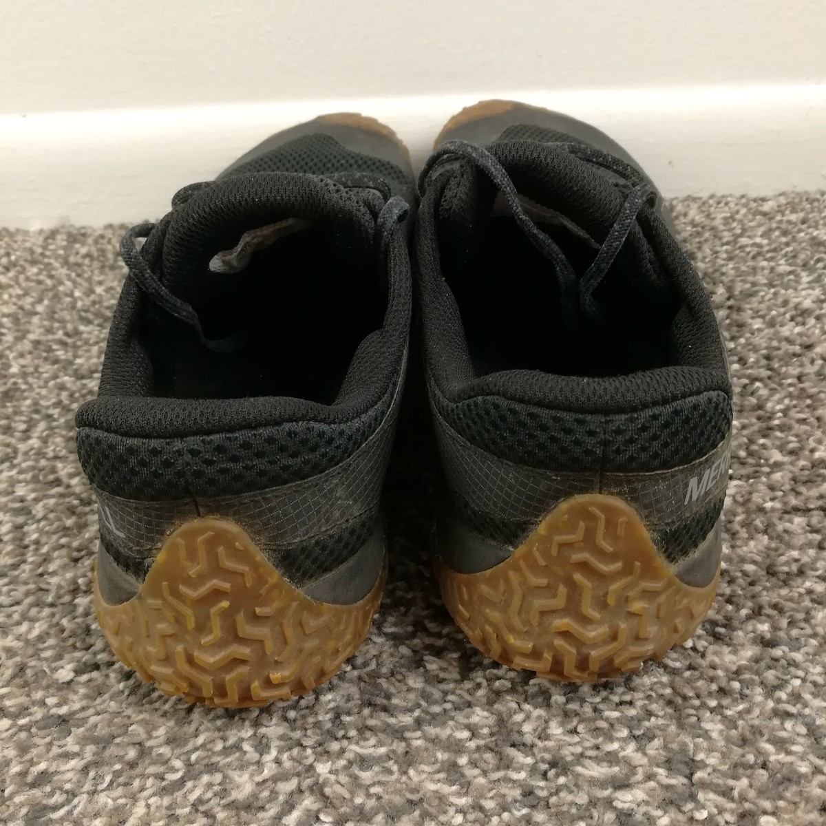 Merrell Trail Glove 7 Mens Black Gum Barefoot Trail Running Shoes J067653 Sz‎ 15 Cut in half: Merrell Trail Glove 7 Review | RunRepeat main image 2