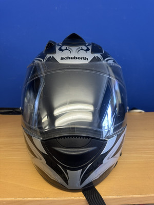 Schuberth S1 Motorradhelm mit Klapp-Sonnenblende Gr. 60/61
