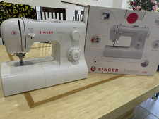 SINGER Tradition 2282 Mechanical Sewing Machine, Free Arm, Buttonhole Stitch