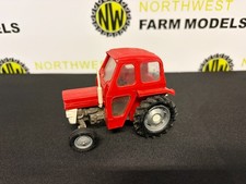 Britains Massey Ferguson 135 2WD Traktor Maßstab 1:32