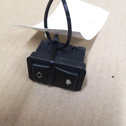 BMW 5 Touring E39 Fensterheber Schalter Vorne links 8368974 3.00 28702965