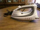 Black & Decker Iron, NON-WORKING, FOR PARTS OR REPAIR — photo 4