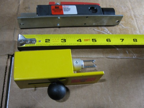 STI SB40-M00 Slide Bolt T2011 Safety Interlock Switch 44541-0210 44540-8000 - Picture 6 of 12