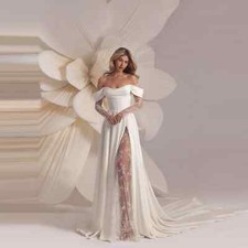 Elegant Lace Appliques Wedding Dress Off Shoulder A Line Long Sleeve Split Satin