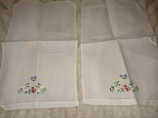 Vintage Hankie/Napkin 2pc Lot flower Theamed embroidered
