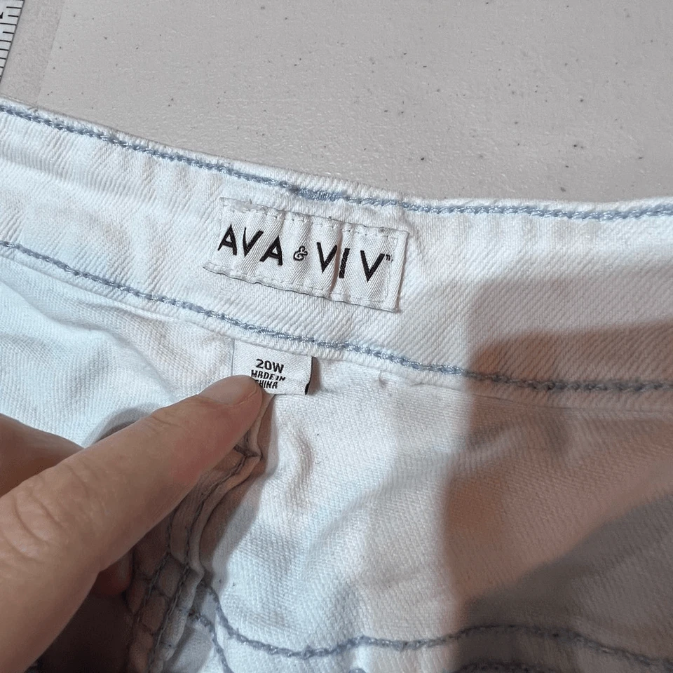 AVA VIV denim shorts tie dye cut off Size 20 plus size 2X hi rise - Image 4 of 4