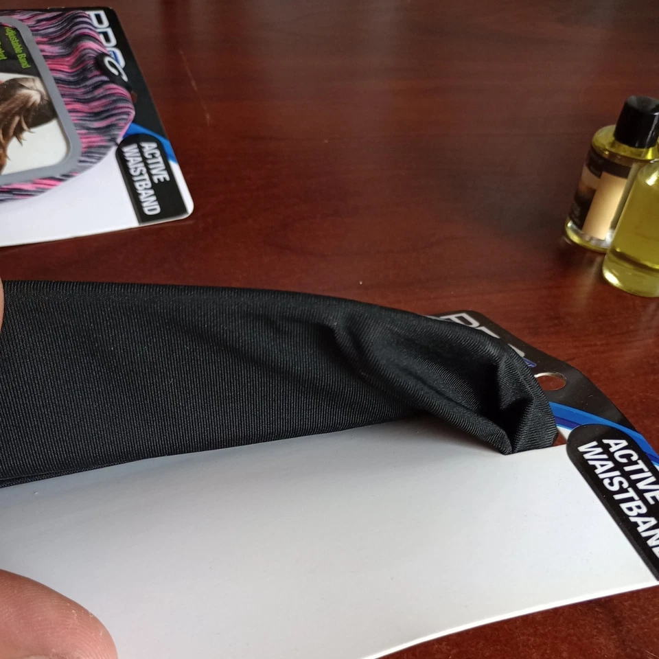 PRO Strength Active Waistband Money Belt Smartphone Holders w/Key Pocket Black - Image 3 of 3