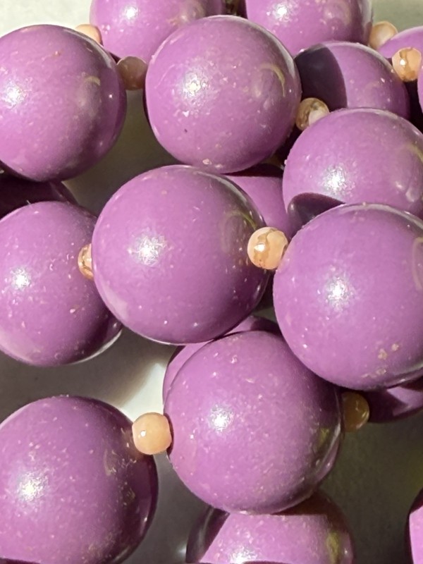 Vintage 80s Retro Purple Bead Necklace Mauve 18.5 Inch Gold Tome Spacers