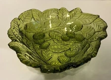 Vtg Green Indiana Glass Loganberry Raised Berries & Leaves Candy Bowl 7" Dish
